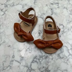 Baby girl fancy brown sandals leather embellished brown bow on the front